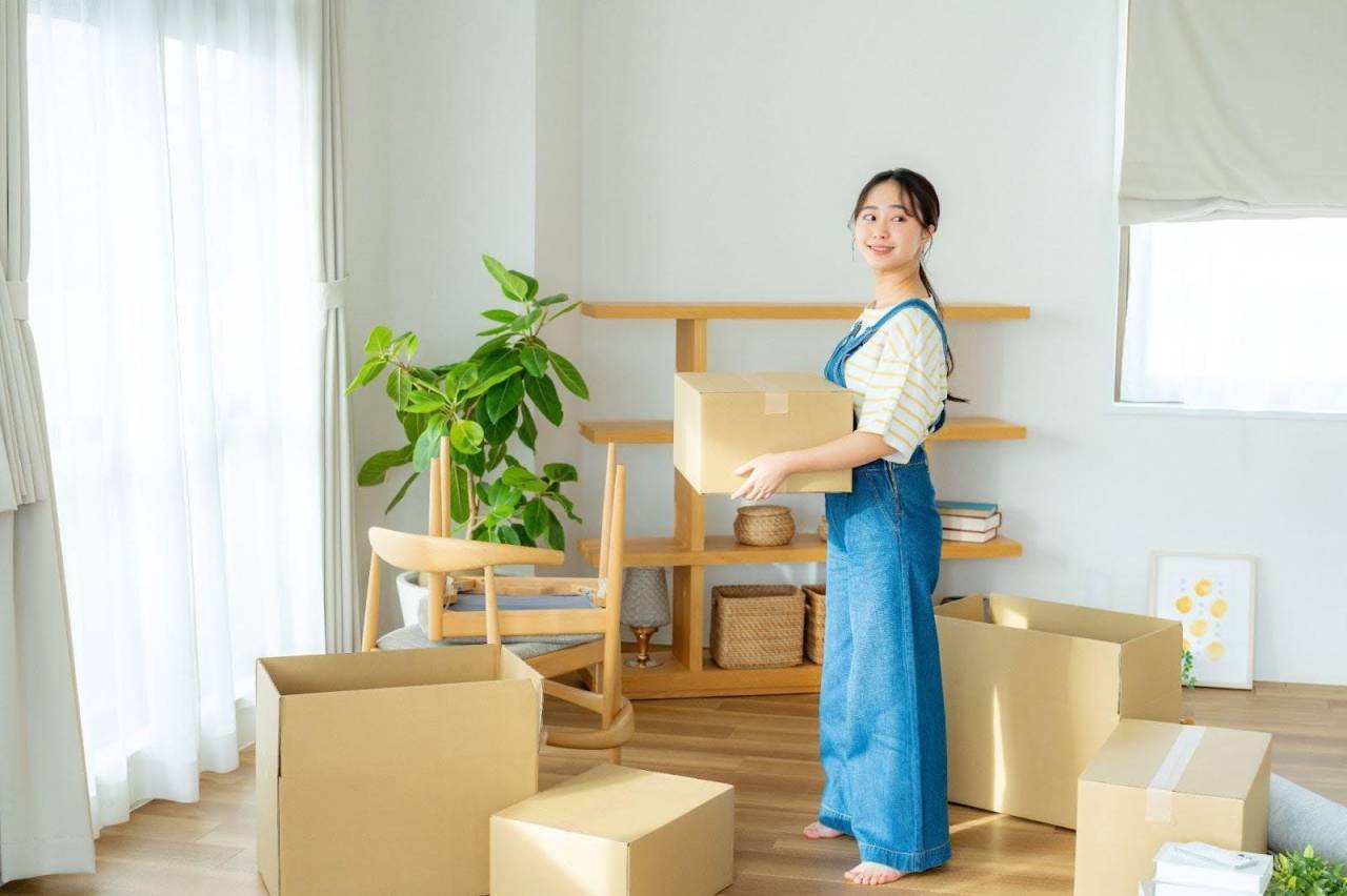 家賃補助で一人暮らしデビュー!携帯ショップ店員が『社宅制度』を使って賢く自立するステップ【徹底解説】